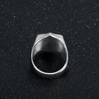 Anillo de protección sagrada con escudo de cruzadas de estilo clásico
