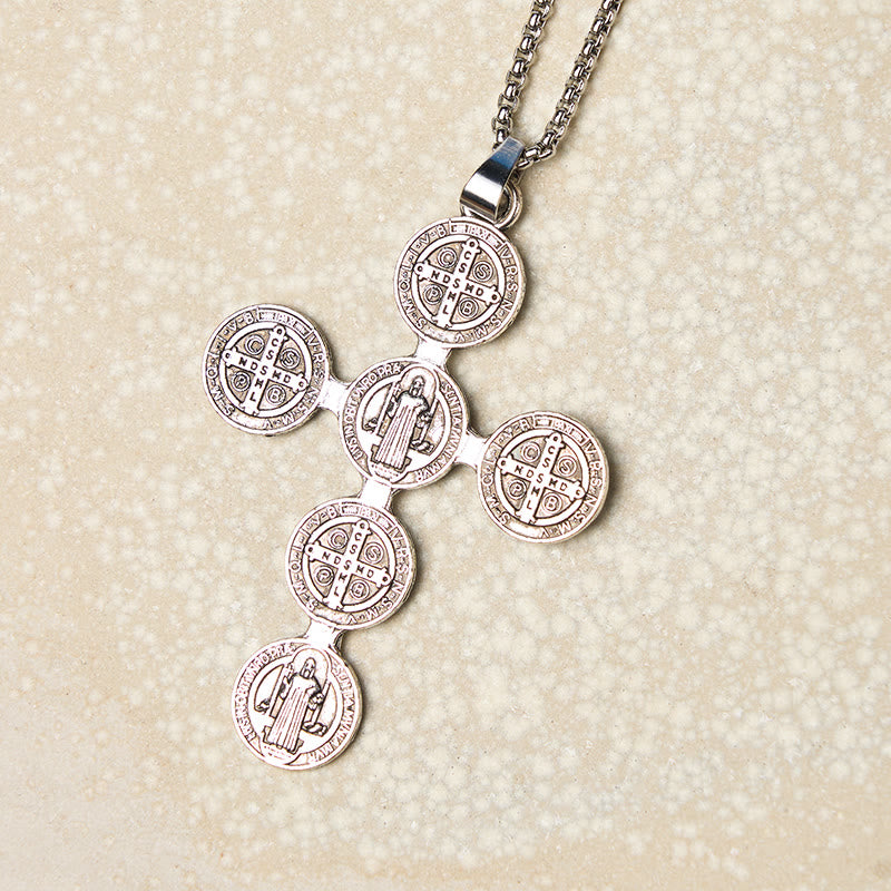 Collier pendentif Croix de Saint Benoît style rétro classique protection divine