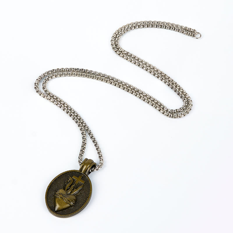 Collier pendentif avec emblème divin du Sacré-Cœur, style vintage