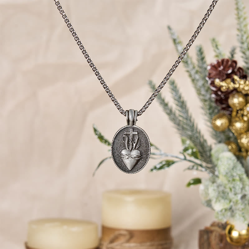 Collier pendentif avec emblème divin du Sacré-Cœur, style vintage