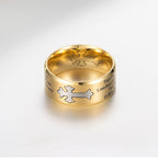 Anillo cruzado de fe y fuerza grabado estilo moderno