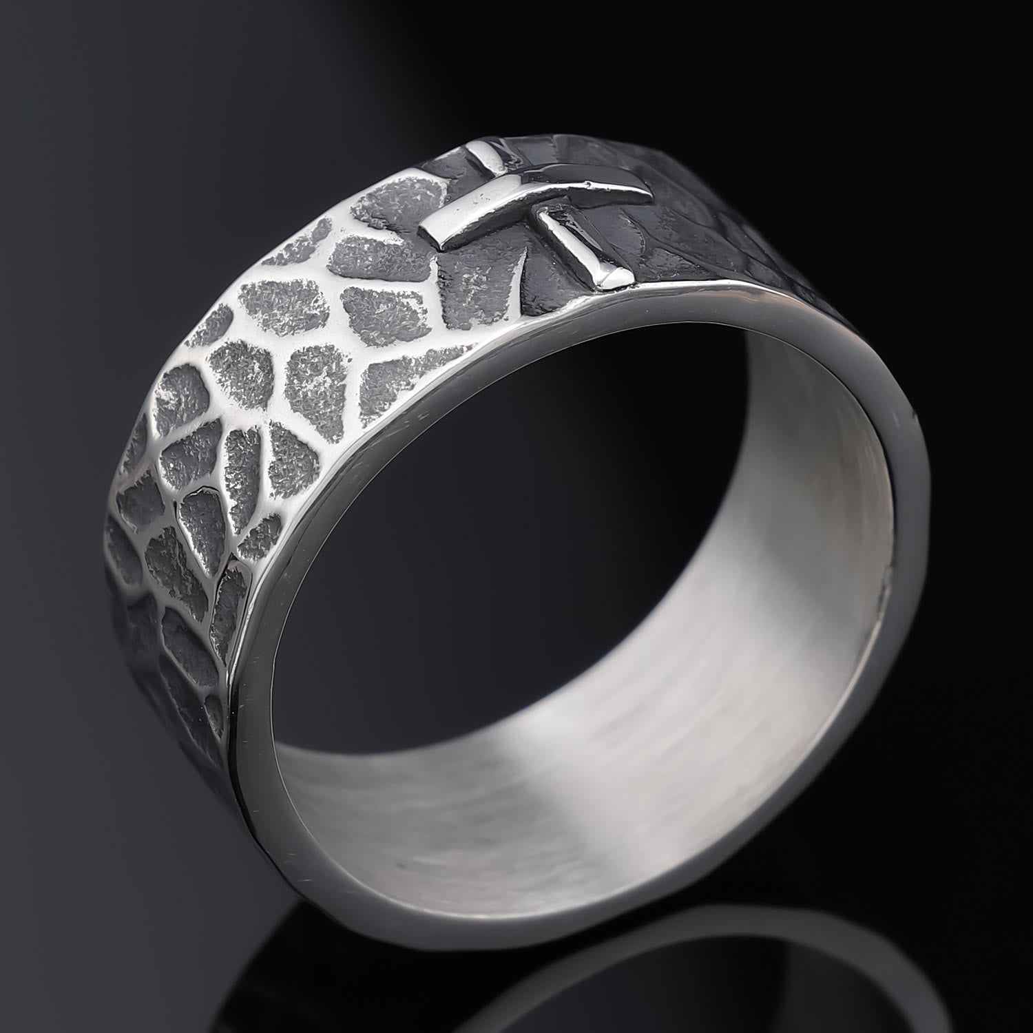 Bague Croix en Pierre Forgée Texture Ancienne Style Vintage