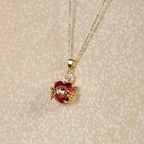 Collier Pendentif Cœur Sacré de Jésus en Pierres Précieuses Rouges Style Moderne
