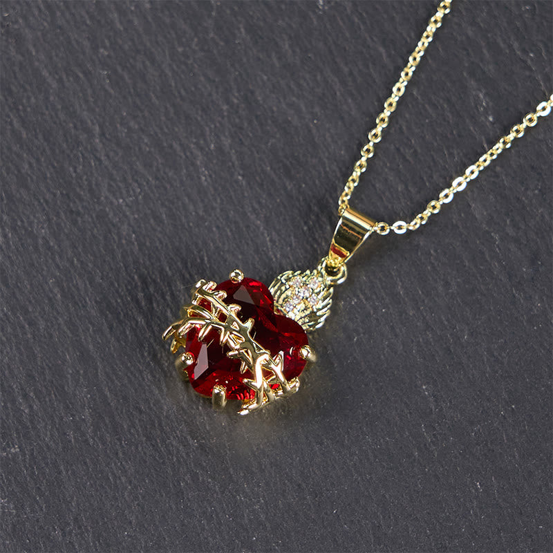 Collier Pendentif Cœur Sacré de Jésus en Pierres Précieuses Rouges Style Moderne