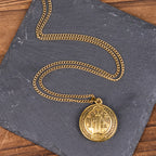Collier Pendentif Symbole Saint Benoît Style Classique (3 couleurs)