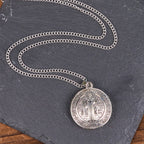 Collier Pendentif Symbole Saint Benoît Style Classique (3 couleurs)