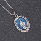 Collar con colgante de esmalte en relieve de Medalla Milagrosa Sagrada de estilo clásico