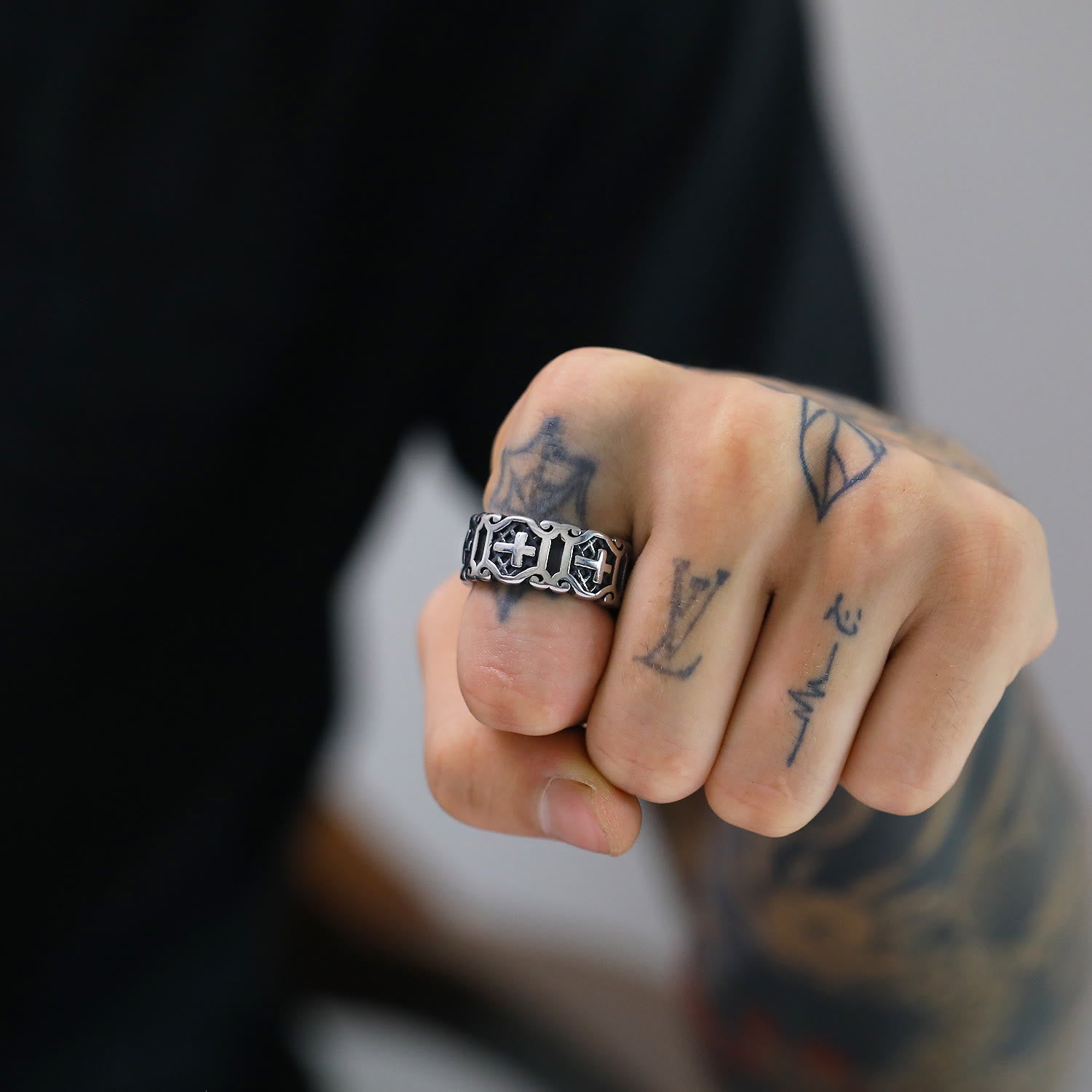 Anillo de patrón elegante de Cruz Sagrada de estilo moderno