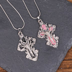 Collier pendentif croix de Jésus de style classique 4 couleurs