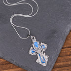 Collier pendentif croix de Jésus de style classique 4 couleurs
