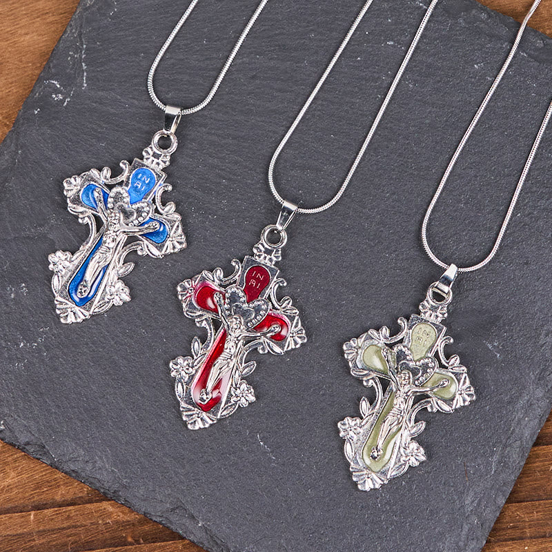 Collier pendentif croix de Jésus de style classique 4 couleurs