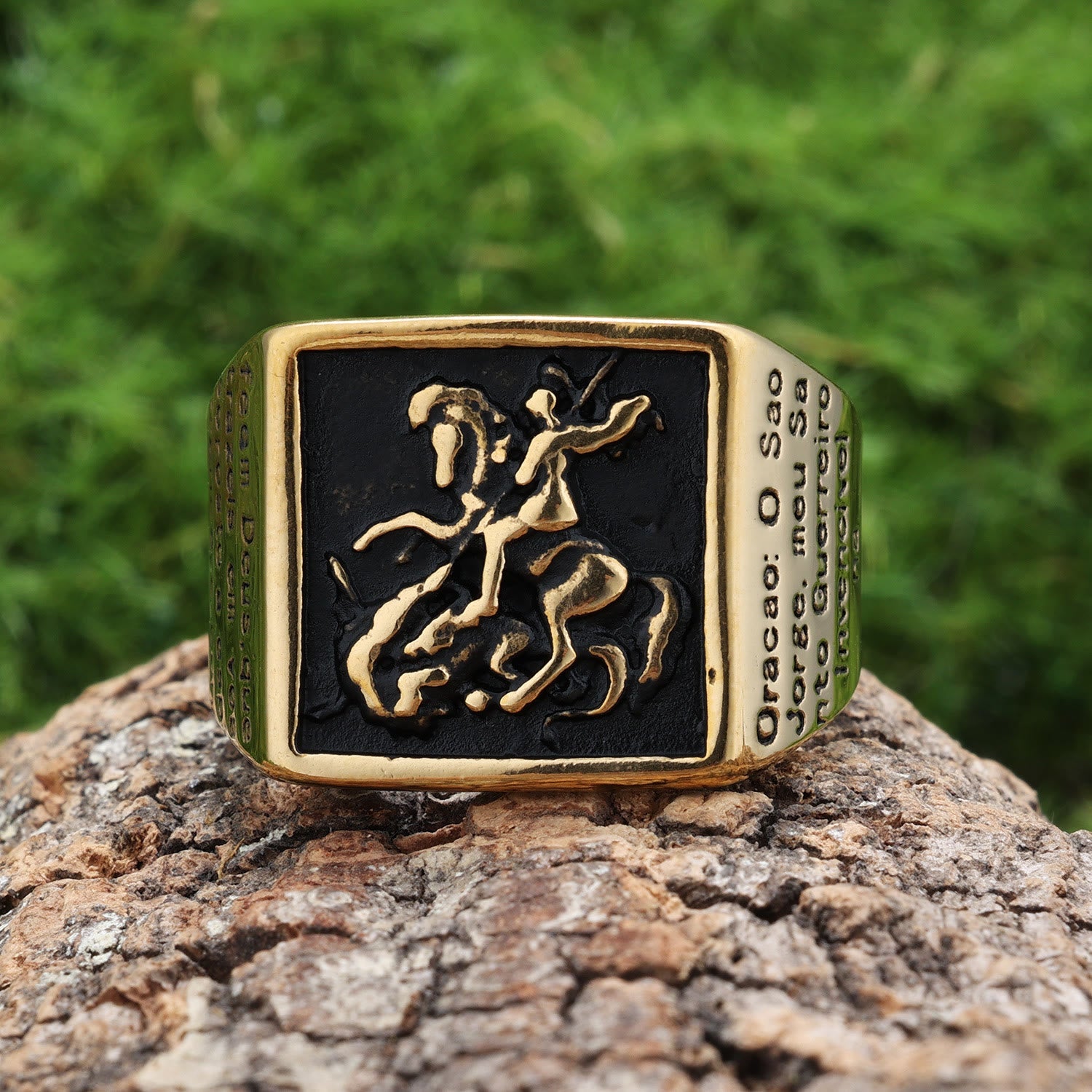 Bague de protection divine Saint-Georges guerrier tuant le dragon, style rétro classique