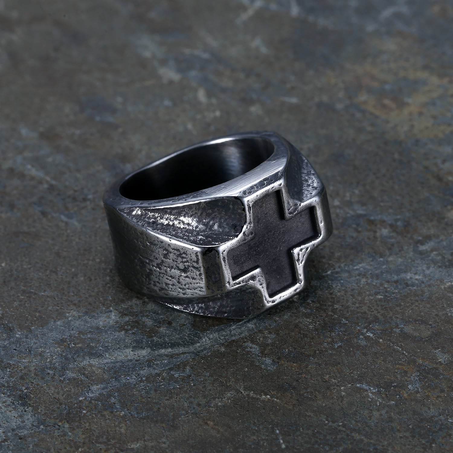 Anillo de Fe de Acero Inoxidable con Grabado de Cruz, Estilo Heavy Metal