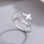 Bague Jésus et Croix : Un témoignage de foi simple mais profond