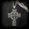 Collier croix celtique vintage Trinity sacrée : Un symbole divin de foi et d'héritage
