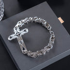 Pulsera de hombre Hierro y Fe: Fuerza y Redención en cada eslabón