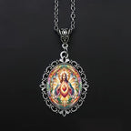 Collar Corazón Sagrado de Jesús: Pieza atemporal que encarna el amor divino