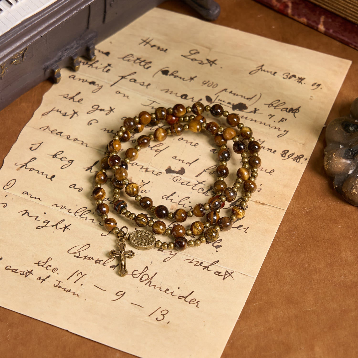 Pulsera elástica de rosario de Ojo de Tigre hecha a mano: Una gema espiritual de doble propósito