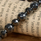 Jérusalem : Bracelet inspiré de la pierre noire brillante — Un symbole de foi