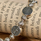 Bracelet Rosaire Crucifix Saint-Benoît : Accessoire chrétien intemporel pour l'expression quotidienne de la foi