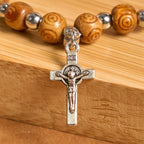 Pulsera Rosario de Jesús con Crucifijo: Joyería Espiritual Hecha a Mano con Artesanía Exquisita