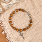 Pulsera Rosario de Jesús con Crucifijo: Joyería Espiritual Hecha a Mano con Artesanía Exquisita