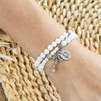 Pulsera de rosario con medalla milagrosa y crucifijo de cuentas blancas de 6 mm: un símbolo de fe