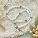 Pulsera de rosario con medalla milagrosa y crucifijo de cuentas blancas de 6 mm: un símbolo de fe