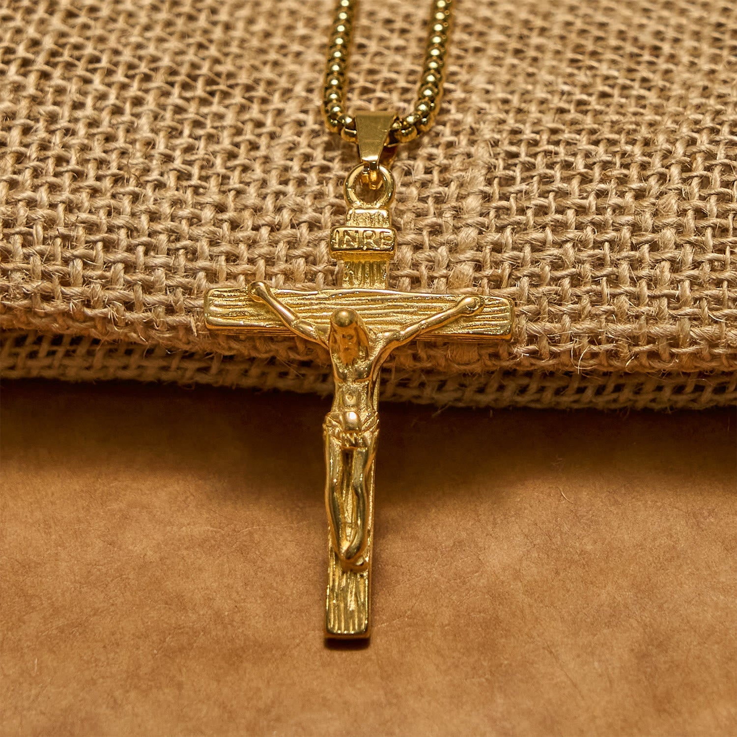 Pendentif Collier Crucifix 3 couleurs : Amulette Divine de Foi