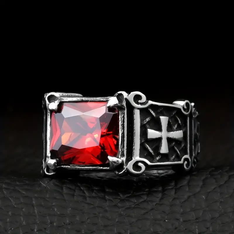 Anillo de pareja con cruz de gemas rojas y negras - Un símbolo de fe y estilo