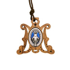 Collar de Medalla Milagrosa de Madera de Olivo Vintage: Un Emblema Atemporal de la Gracia Divina