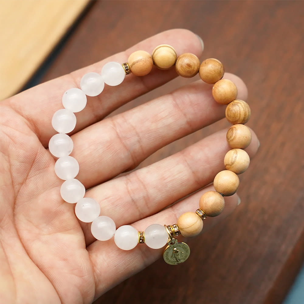 Bracelets perles agate rouge et calcédoine blanche avec pendentif Vierge Marie : un témoignage de dévotion