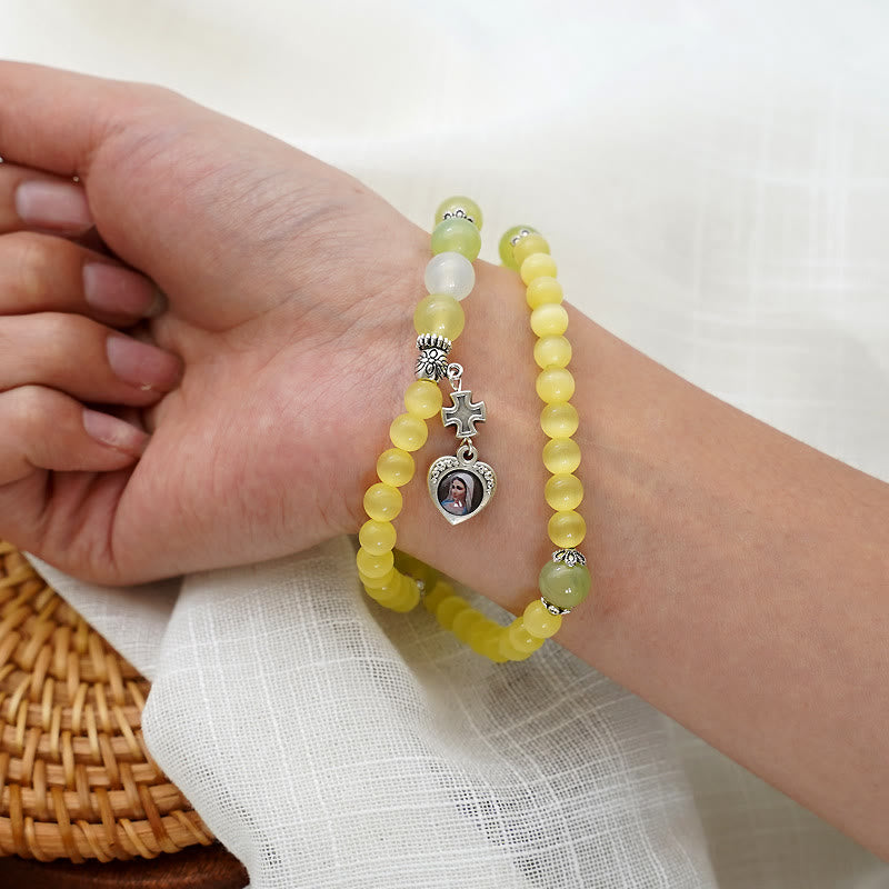Minimalist Adjustable Bracelet with Multicolored Cat's Eye Stones and Miraculous Medal