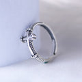 Bague croix minimaliste en argent 925 avec motifs corde ornés : symbole durable de lien spirituel