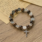 Bracelet perles tricolores avec médaille et crucifix de Saint Benoît en argent : L'art divin de la foi