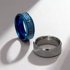 Anillo Minimalista de 8mm con Versículo Sagrado y Diseño de Cruz Tricolor: Lleva Tu Fe Contigo