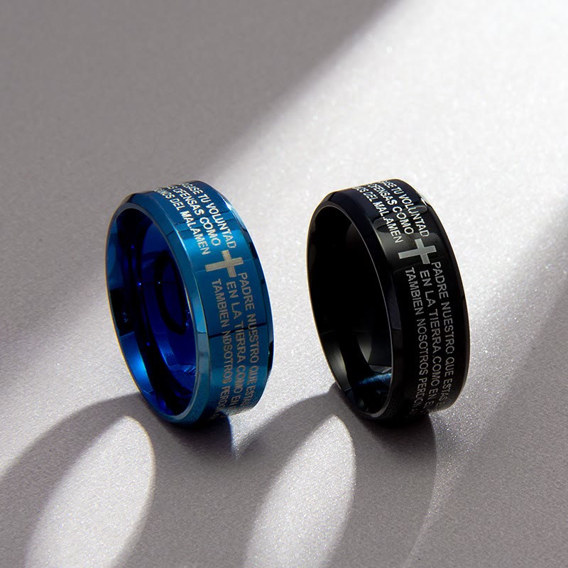 Anillo Minimalista de 8mm con Versículo Sagrado y Diseño de Cruz Tricolor: Lleva Tu Fe Contigo