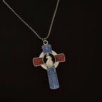 Clásico Retrato de la Divina Misericordia en Collar con Cruz Roja y Azul Vivos