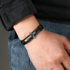 Bracelet réglable en cuir marron ou noir style classique avec crucifix