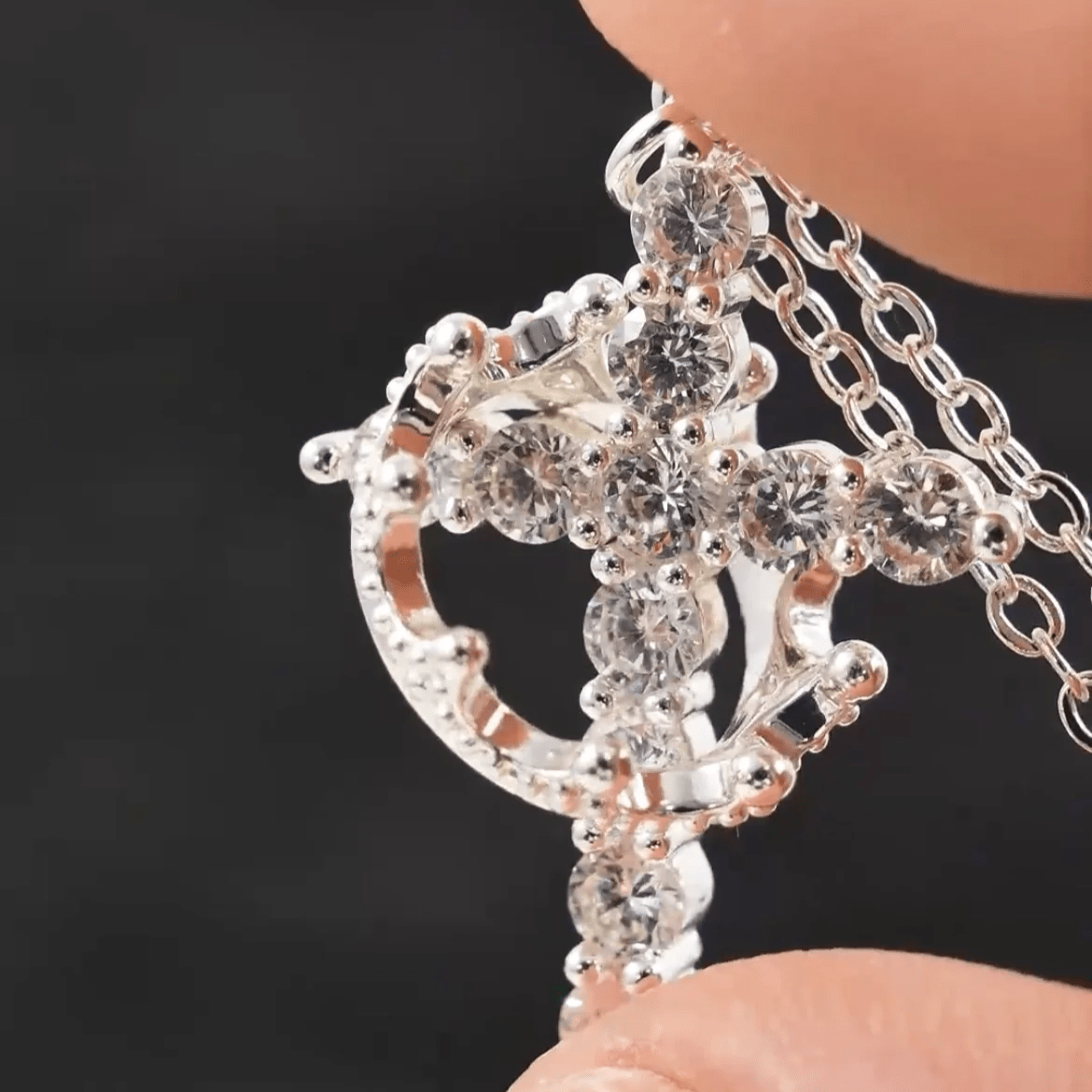 Pacto de Corona y Cruz: Moderno Collar de Cruz Coronada por la Fe con Tarjeta de Regalo