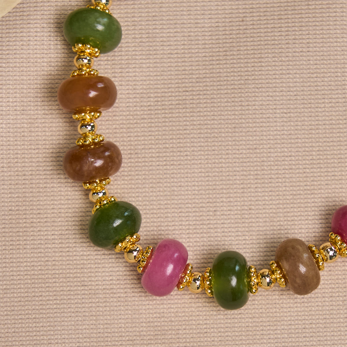 Pulsera de Cuentas de Turmalina con Cruz y Medalla Milagrosa