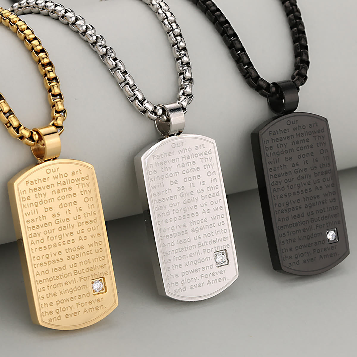 Collier rectangulaire Notre Père trois couleurs, signe de foi et d'espérance