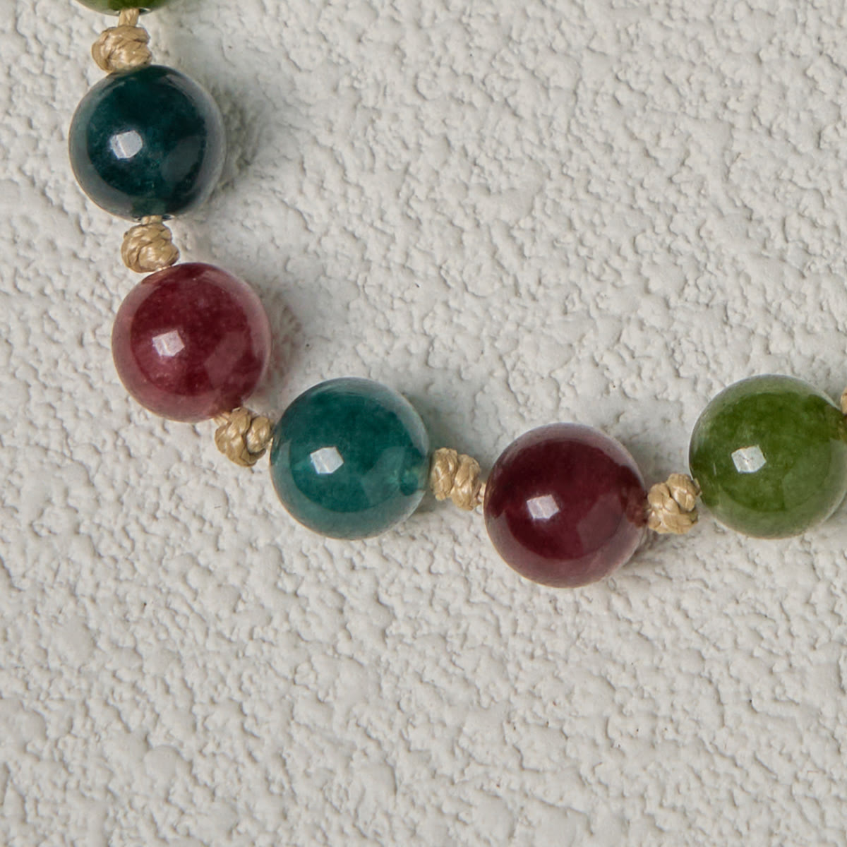 Pulseras de ágata de turmalina natural de 10 mm con medalla milagrosa y crucifijo