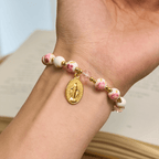 Bracelet élégant en céramique rose à motif floral de 8 mm avec médaille miraculeuse