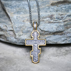 Collar de crucifijo ortodoxo bicolor con profundo significado espiritual