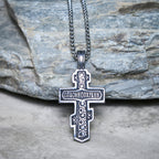 Collar de crucifijo ortodoxo bicolor con profundo significado espiritual