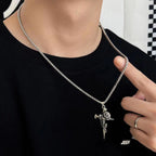 Collier croix foi avec roses et motifs floraux gothiques