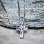 Collier Croix Orthodoxe Sacrée en Acier Titane Vintage avec Écriture Religieuse