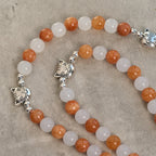 Pulsera de gato atigrado naranja, cuentas de cuarzo blanco y naranja con abalorios de acero inoxidable de cara de gato, rosario de animales