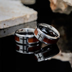 Anillo Moderno y Elegante con Detalle de Madera: Fe Enraizada en la Naturaleza